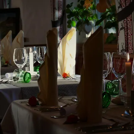 Hotel Gourmet-hotel Gruenwald 3*