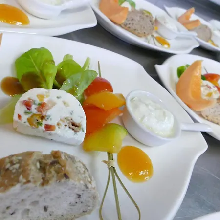 Hotel Gourmet-hotel Gruenwald 3*